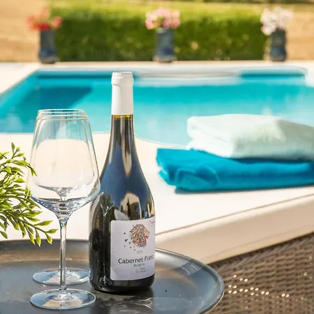 Les Graves Hébergement de vacances Saint-Pierre-Lafeuille